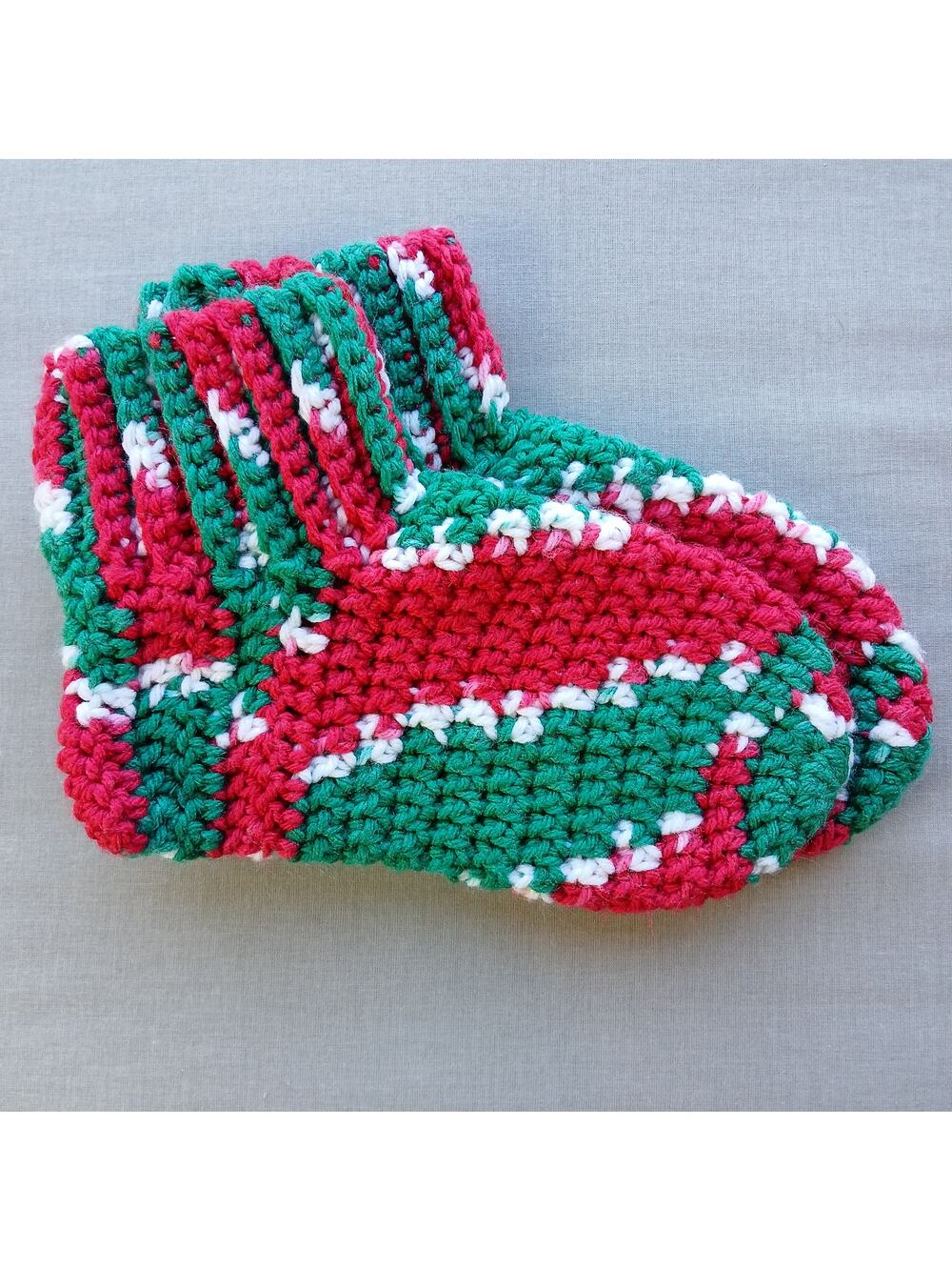Mistletoe Crochet Slipper Booties OS Medium premade full coverage warm socks